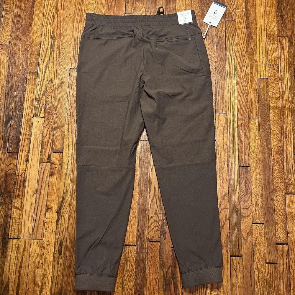Penguin Sport Men's Joggers Chocolate Size Medium MSRP $95 NWT